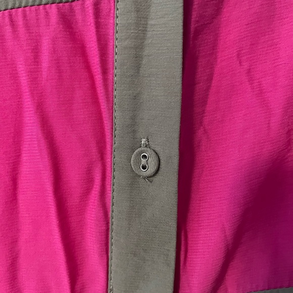 S Green & Pink Button-Down Collared Shirt - Picture 7 of 13